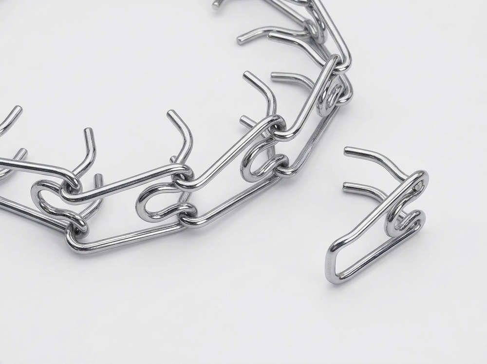 Adjustable individual links on chrome plated steel prong dog collar