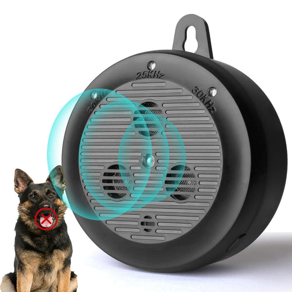 Automatic dog barking device for indoor and outdoor dog bark-control training