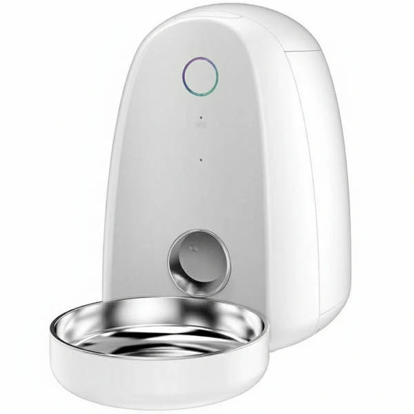 Automatic pet feeder with smart timed food dispensing for cats and dogs