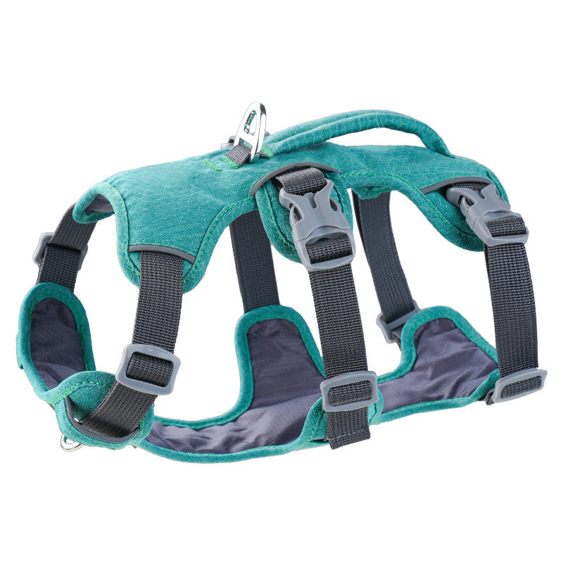 Vest style no pull dog harness providing improved walking control