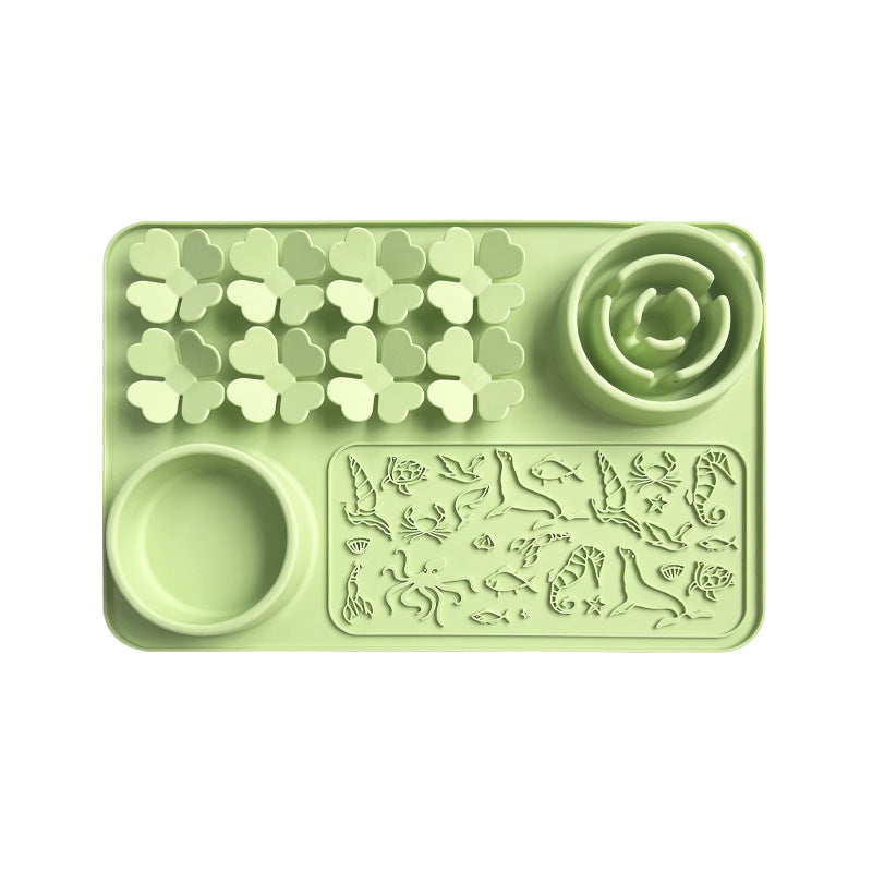 Pet feeder lick mat with slow feeding texture and suction base