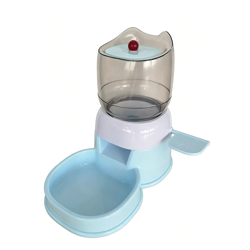 Pet food dispenser with 2L capacity for everyday dog feeding